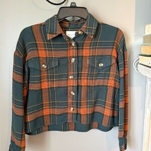American Eagle Plaid Flannel button down Rust & Green